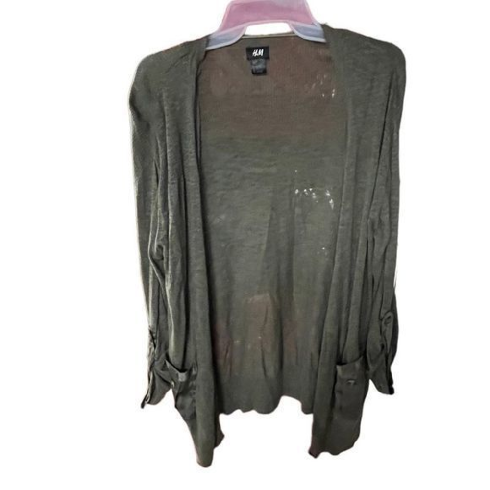H & M‎ green lightweight cardigan size small